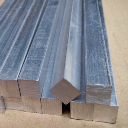 Квадрат алюминиевый прессованный АД1 140х140 мм ГОСТ 21488-97 в&nbsp;Челябинске

